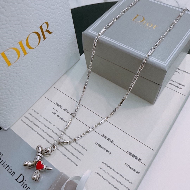 chr1st1an D10r necklaces